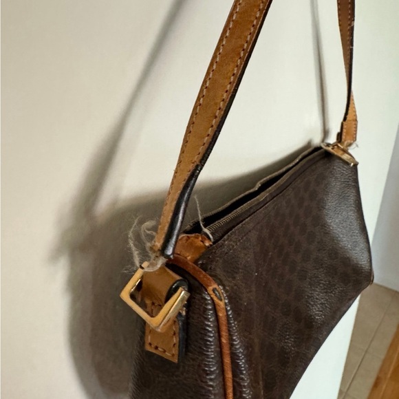 Celine Brown Logo Pochette - Picture 4 of 5